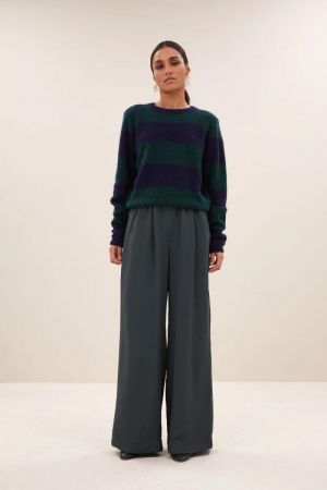  dark green stri