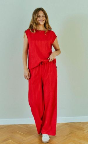  true red