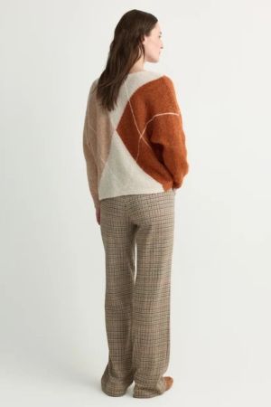  835 linen
