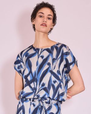 506 blue leaves