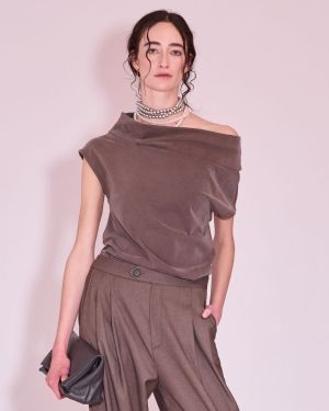  710 taupe