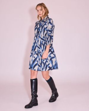 506 blue leaves