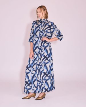 506 blue leaves