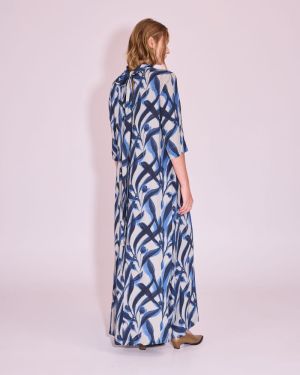 506 blue leaves